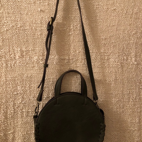 Super cute and trendy crossbody - olive green - Picture 2 of 2